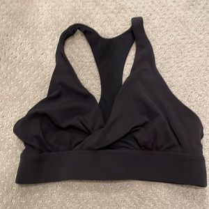 Lululemon bra size 6
